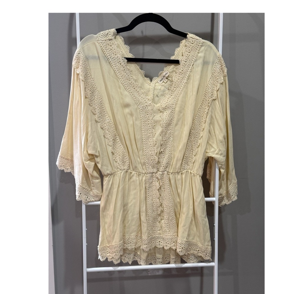 Southern Fried Chics Cream V-Neck Lace Trim Peasant Top 3/4 Sleeve L Boho